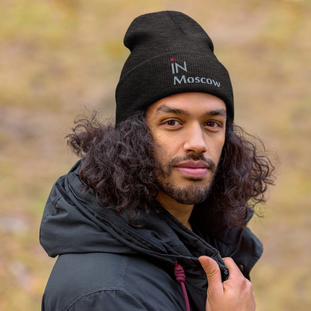 Cuffed Beanie "iN Moscow"